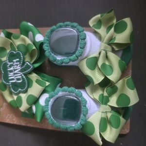 Baby Socks - Green and White